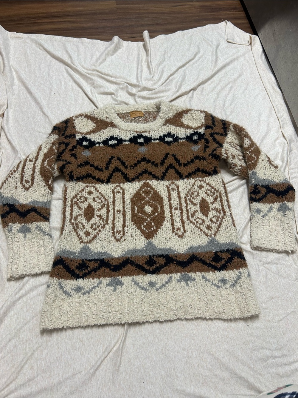 POL Cream and Brown Aztec Pattern Knit Sweater Fair Isle Southwestern Fuzzy